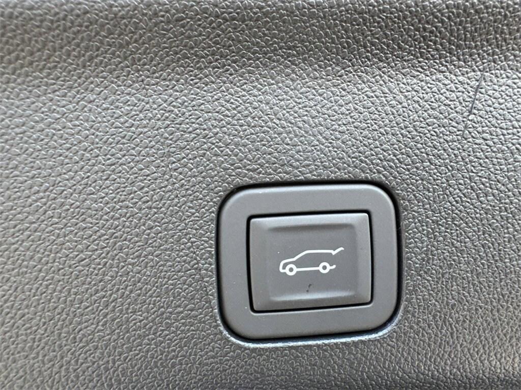 new 2026 Chevrolet Suburban car, priced at $74,560