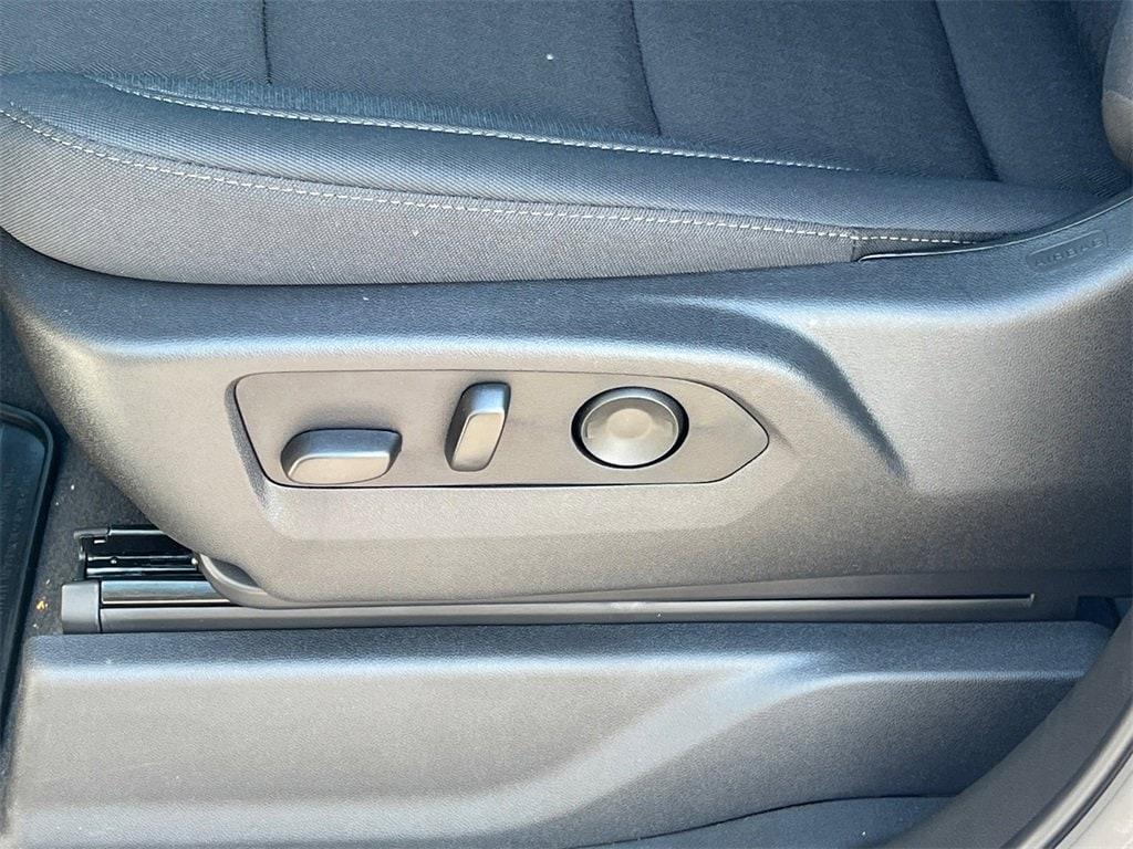 new 2025 Chevrolet Silverado 1500 car, priced at $39,805