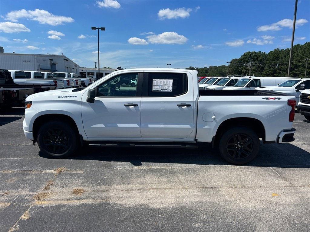 new 2025 Chevrolet Silverado 1500 car, priced at $39,805