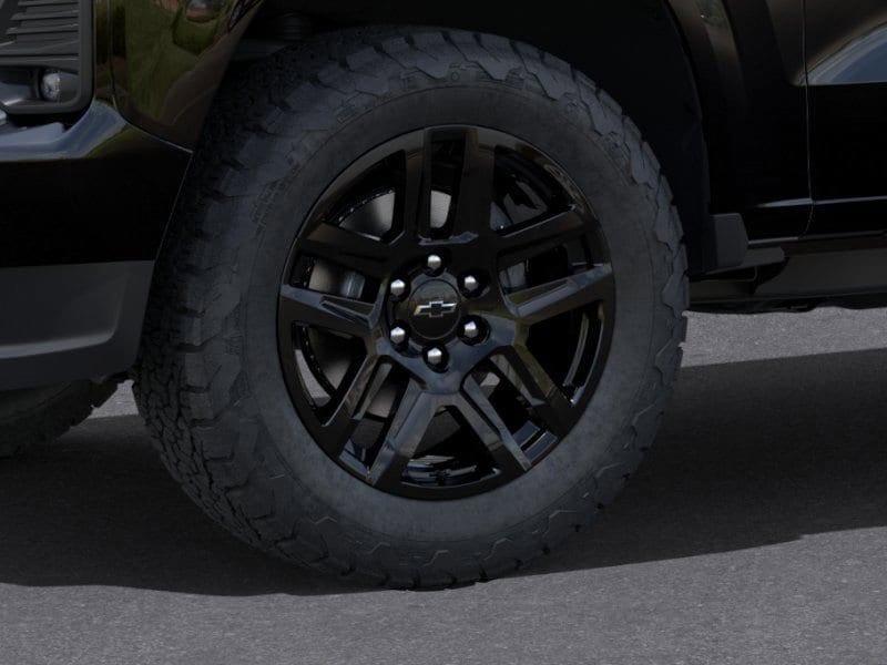 new 2025 Chevrolet Colorado car, priced at $43,090