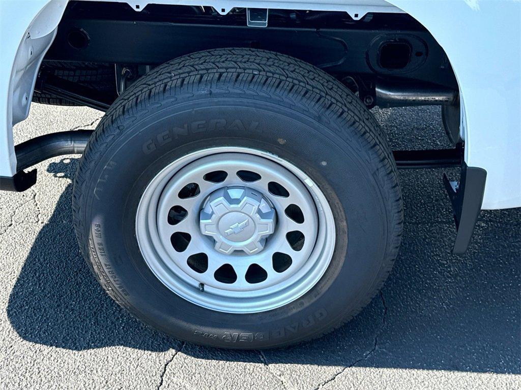 new 2025 Chevrolet Silverado 1500 car, priced at $40,142