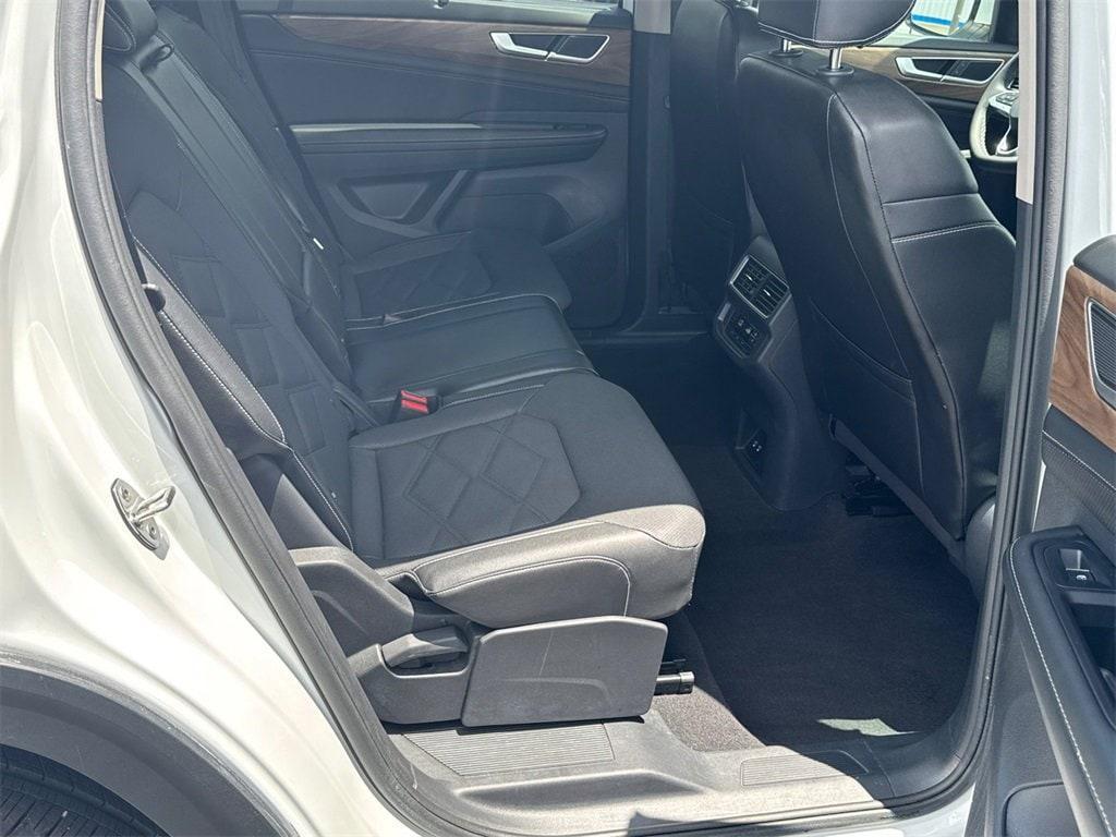 used 2024 Volkswagen Atlas car, priced at $32,556