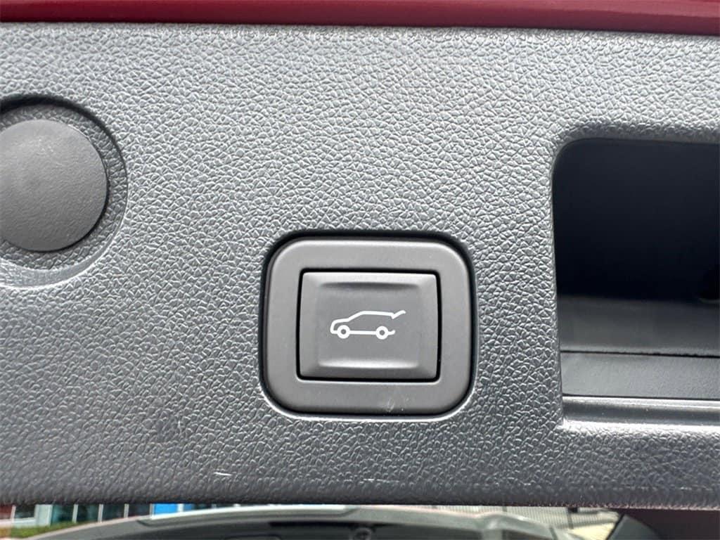 new 2025 Chevrolet Equinox car, priced at $39,285