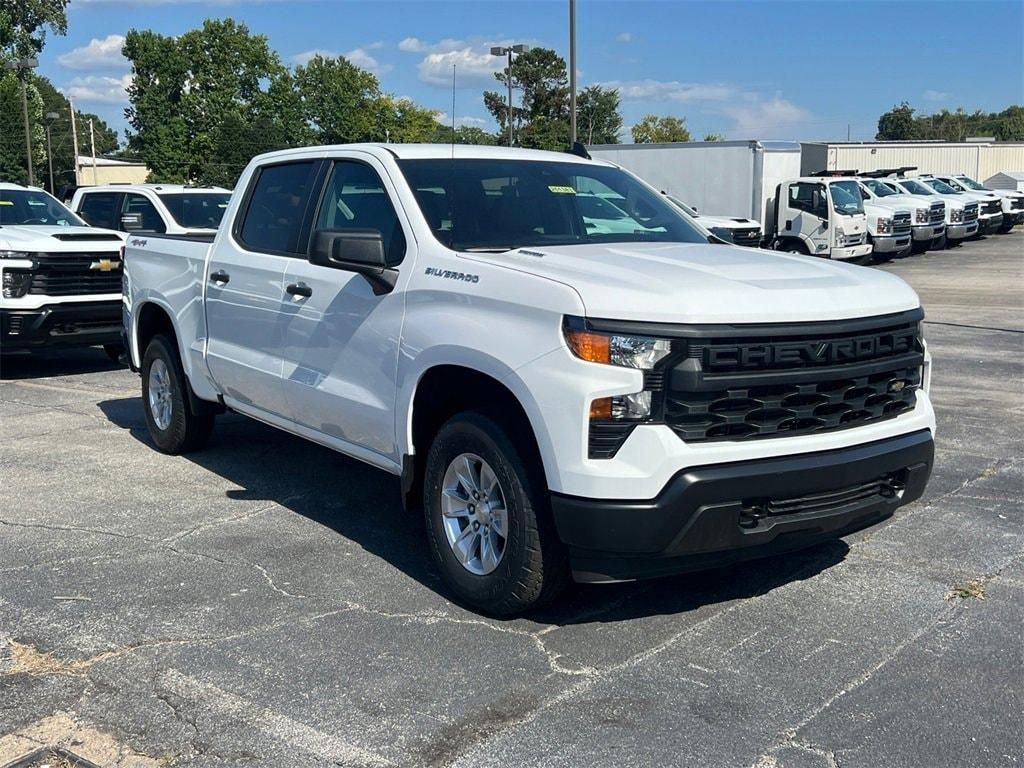 new 2025 Chevrolet Silverado 1500 car, priced at $40,305