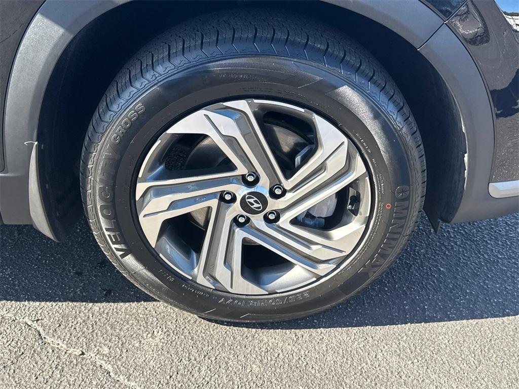 used 2023 Hyundai Santa Fe car, priced at $21,314