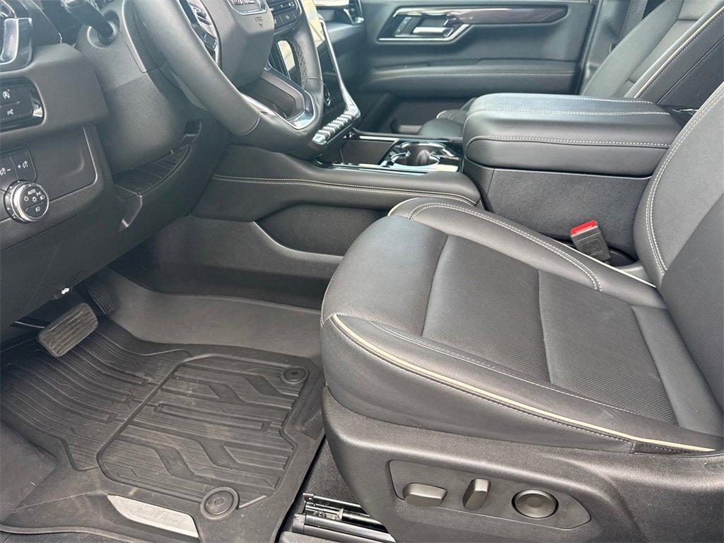 used 2025 GMC Yukon XL car, priced at $65,999