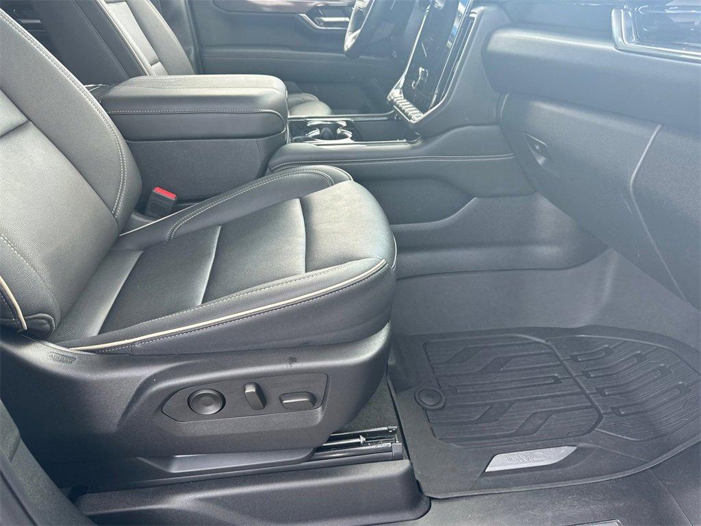 used 2025 GMC Yukon XL car, priced at $65,999