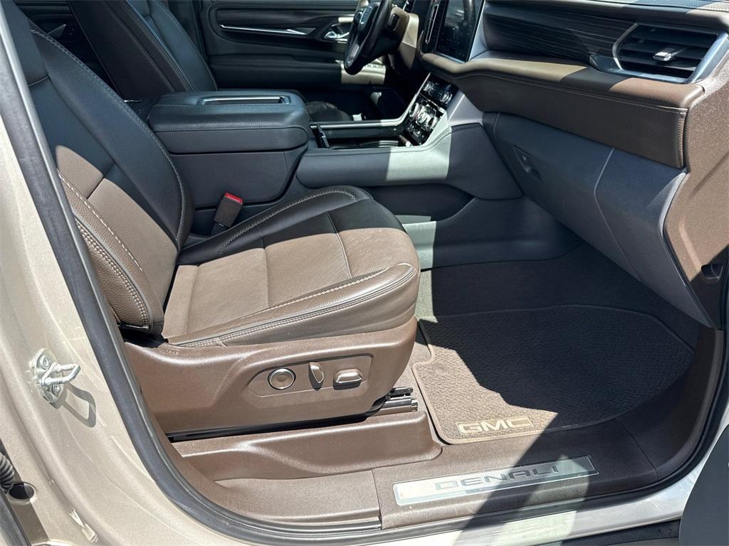 used 2021 GMC Yukon car, priced at $56,587