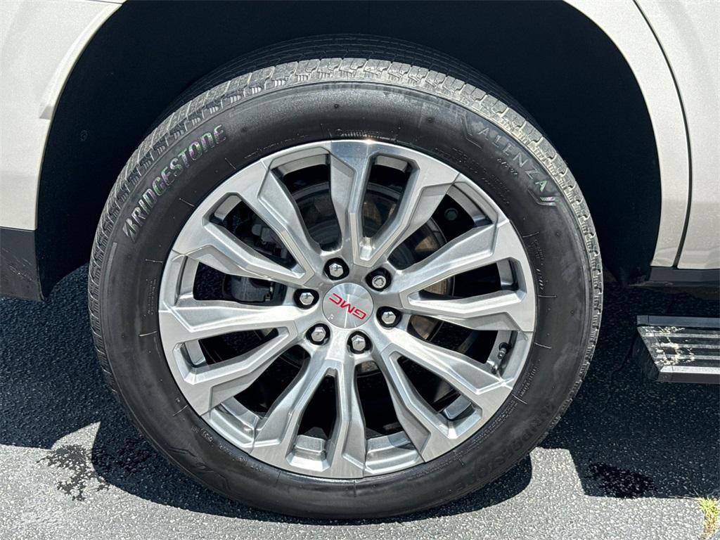 used 2021 GMC Yukon car, priced at $56,587