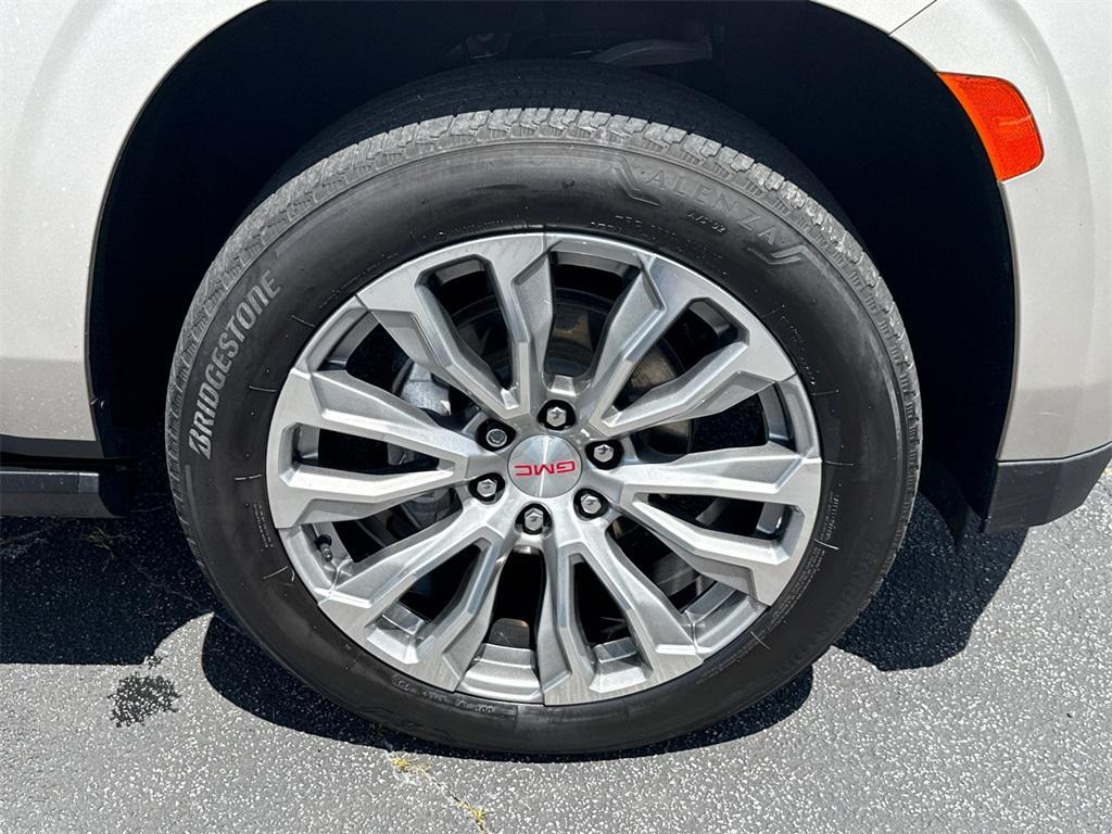 used 2021 GMC Yukon car, priced at $56,587