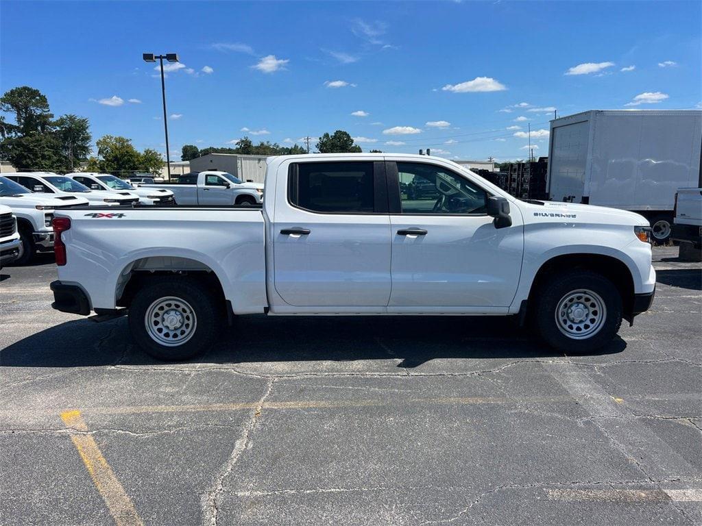 new 2025 Chevrolet Silverado 1500 car, priced at $39,225