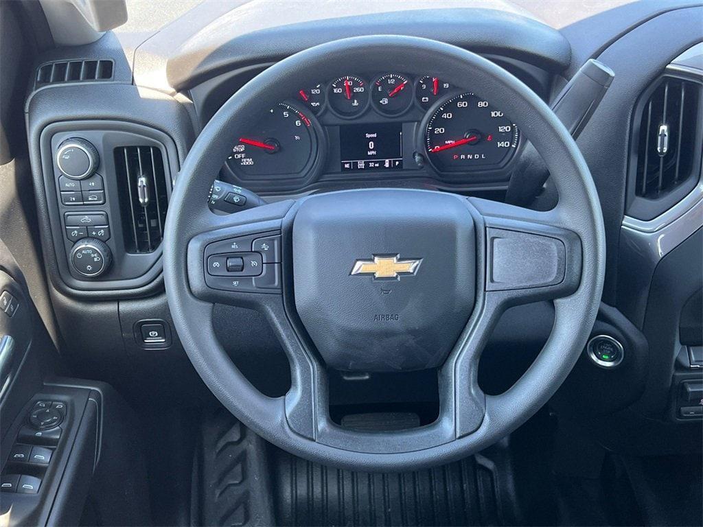 new 2025 Chevrolet Silverado 1500 car, priced at $39,225