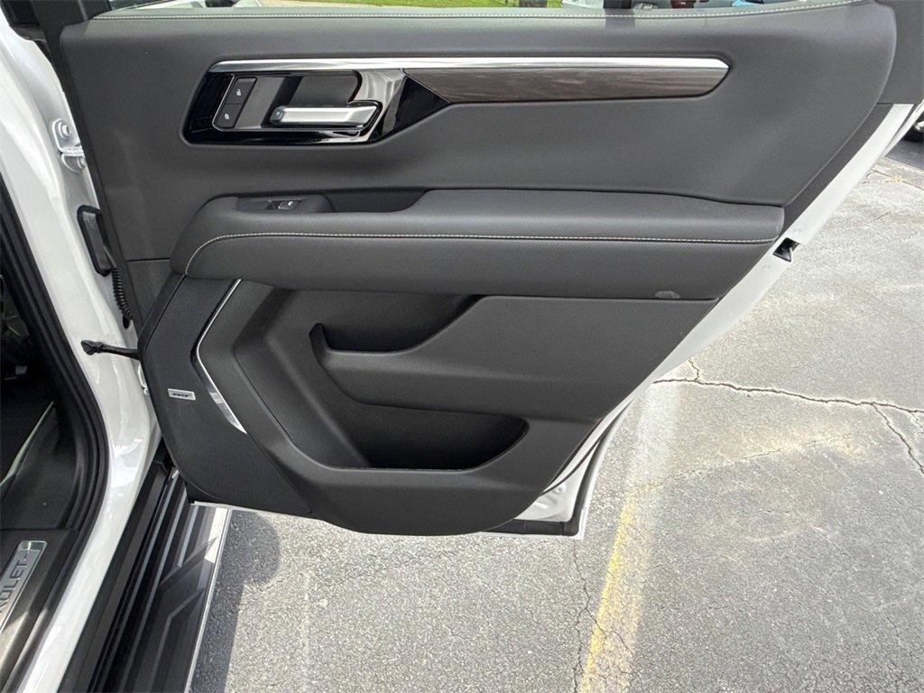 new 2025 Chevrolet Tahoe car, priced at $70,710