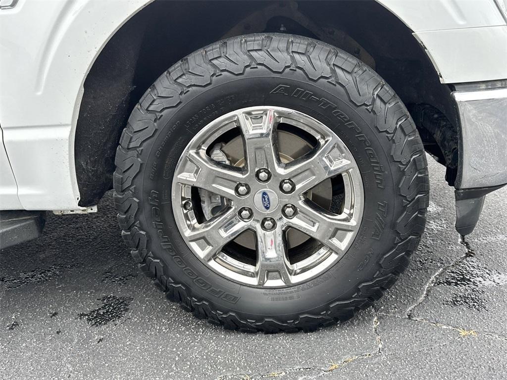 used 2022 Ford F-150 car, priced at $28,996