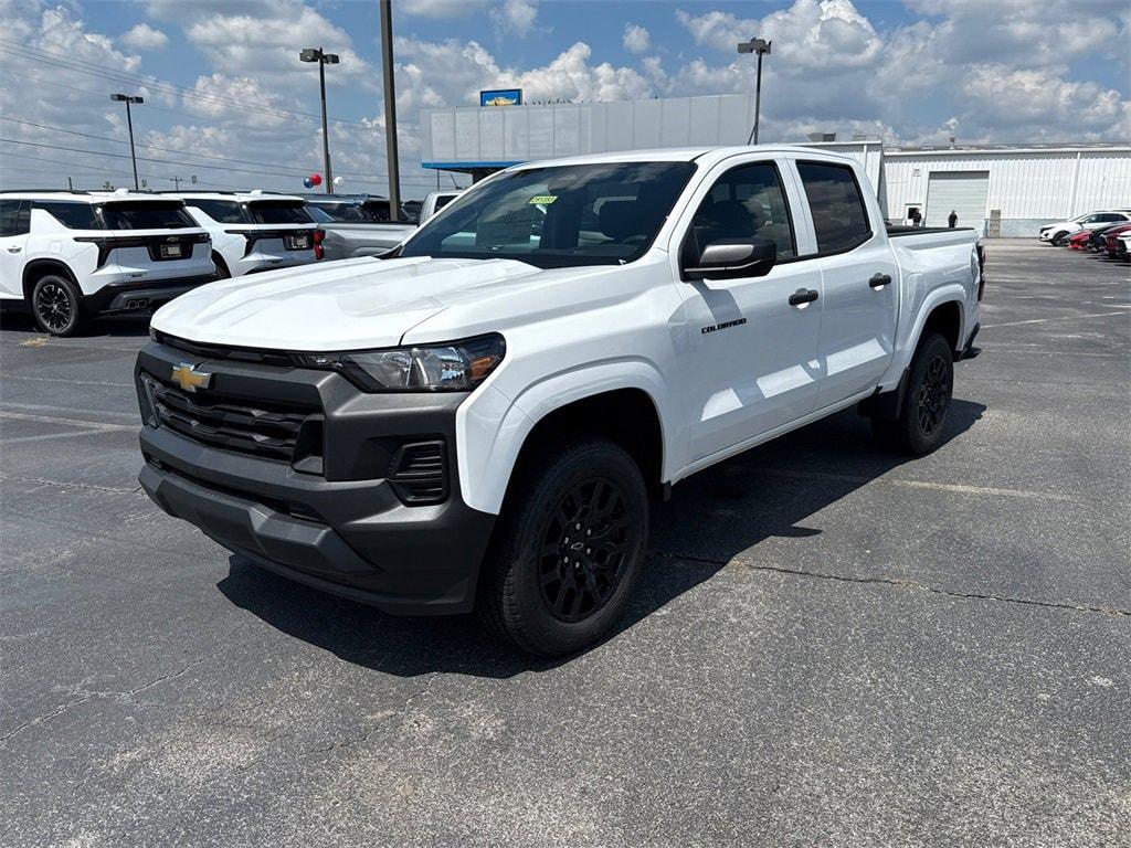 new 2025 Chevrolet Colorado car, priced at $33,395