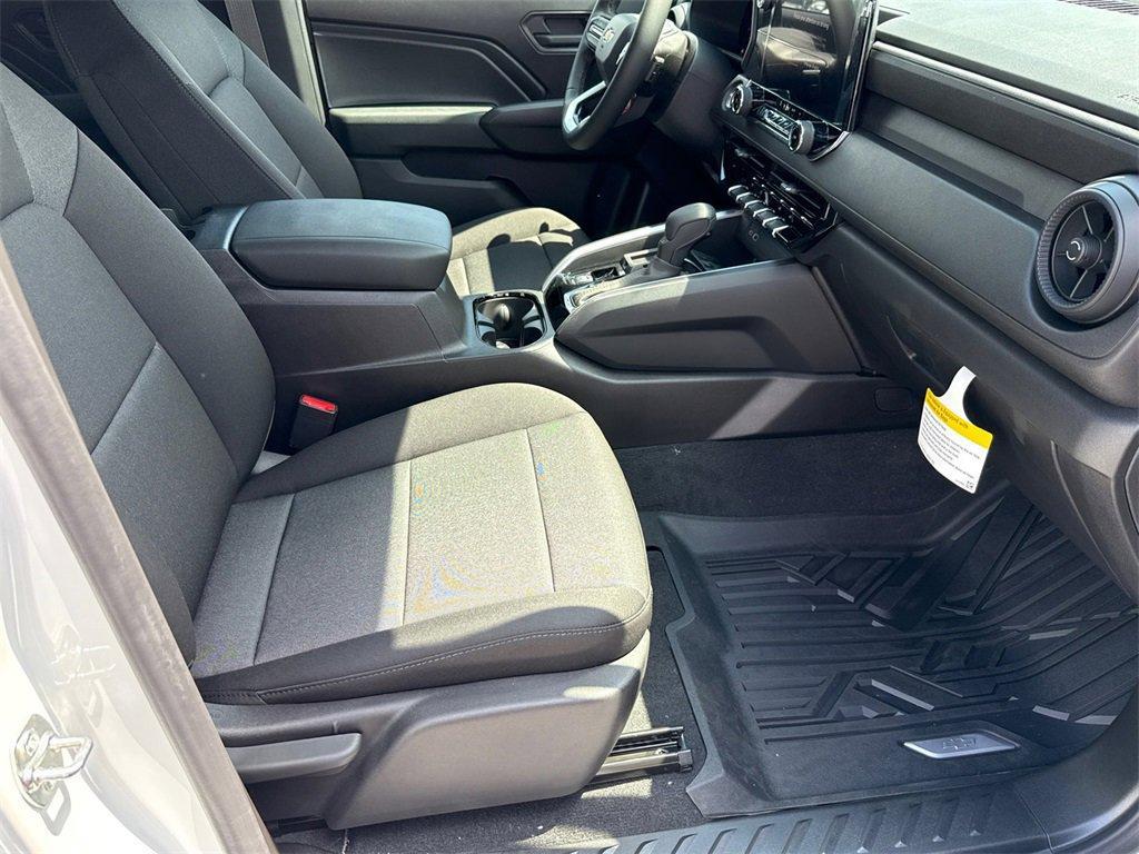 new 2025 Chevrolet Colorado car, priced at $33,395