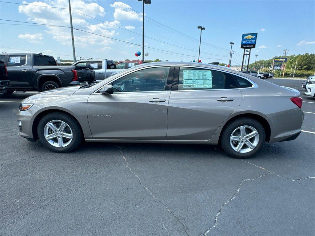 new 2025 Chevrolet Malibu car, priced at $23,380