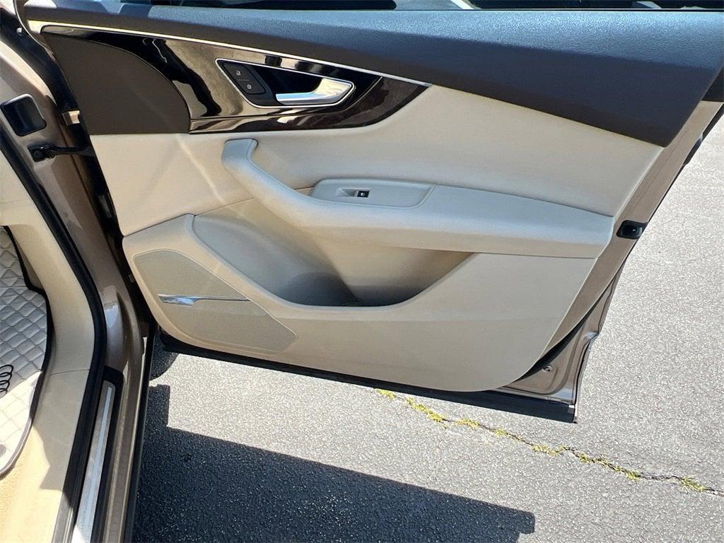 used 2019 Audi Q7 car, priced at $22,714