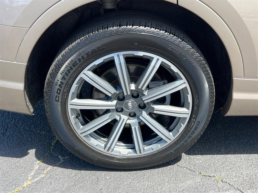 used 2019 Audi Q7 car, priced at $22,714