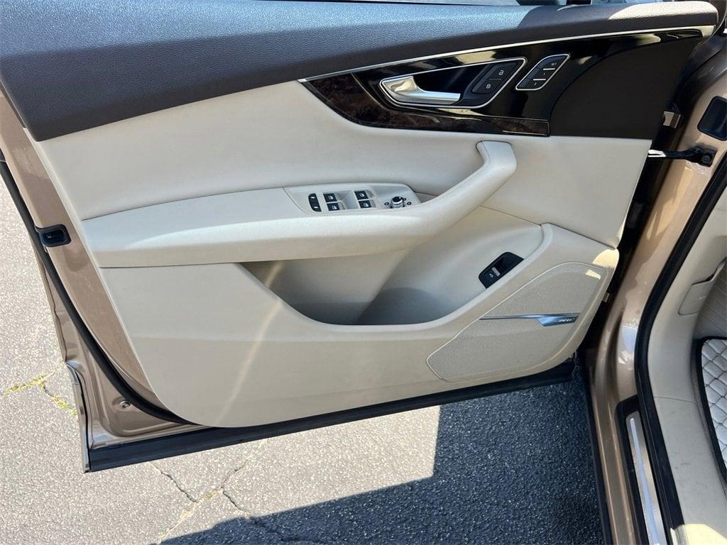used 2019 Audi Q7 car, priced at $22,714