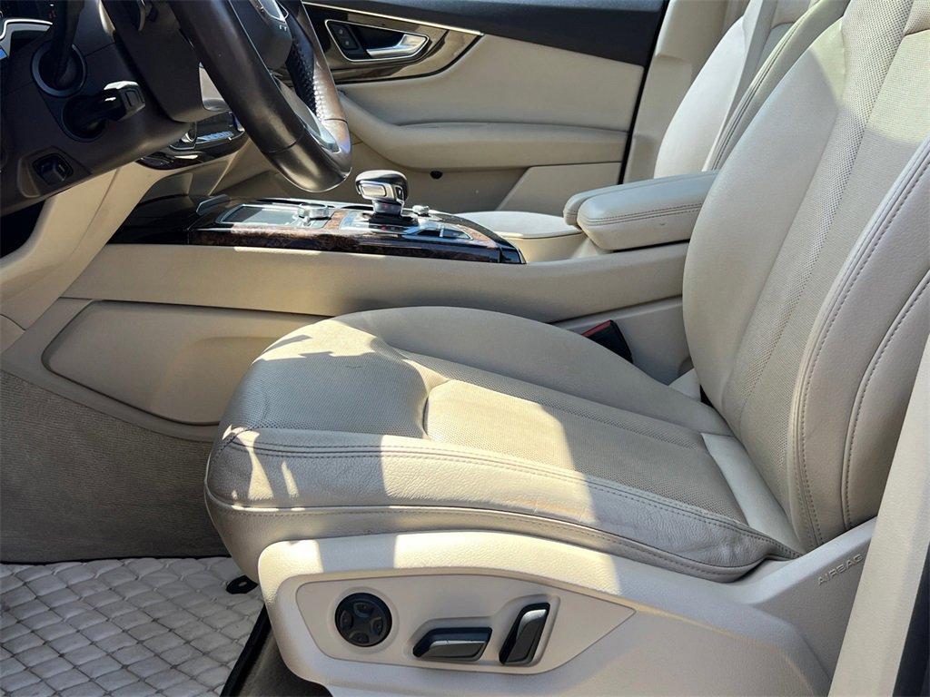 used 2019 Audi Q7 car, priced at $22,714