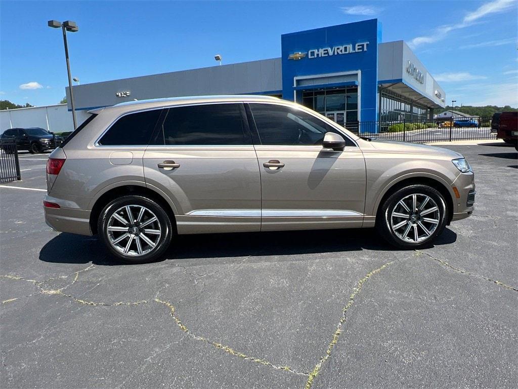 used 2019 Audi Q7 car, priced at $22,714