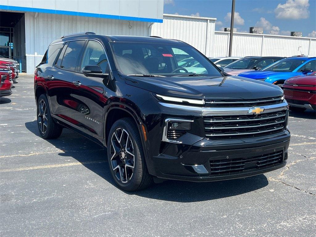 new 2026 Chevrolet Traverse car, priced at $57,153