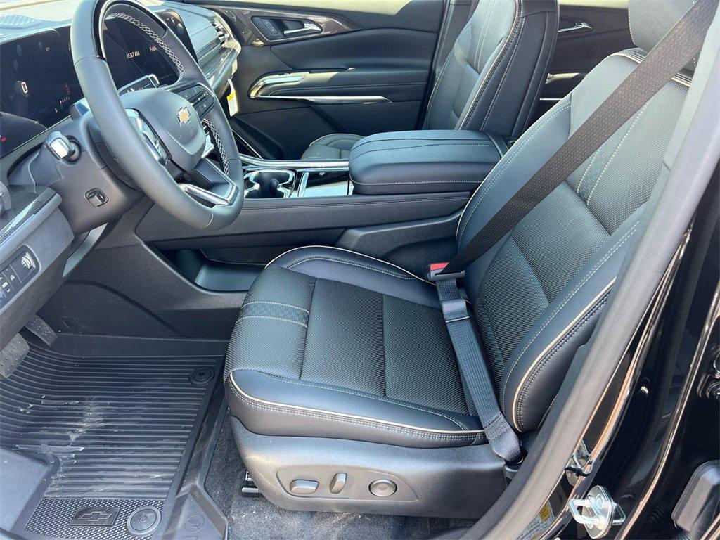 new 2026 Chevrolet Traverse car, priced at $57,153