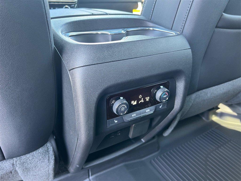 new 2026 Chevrolet Traverse car, priced at $56,420