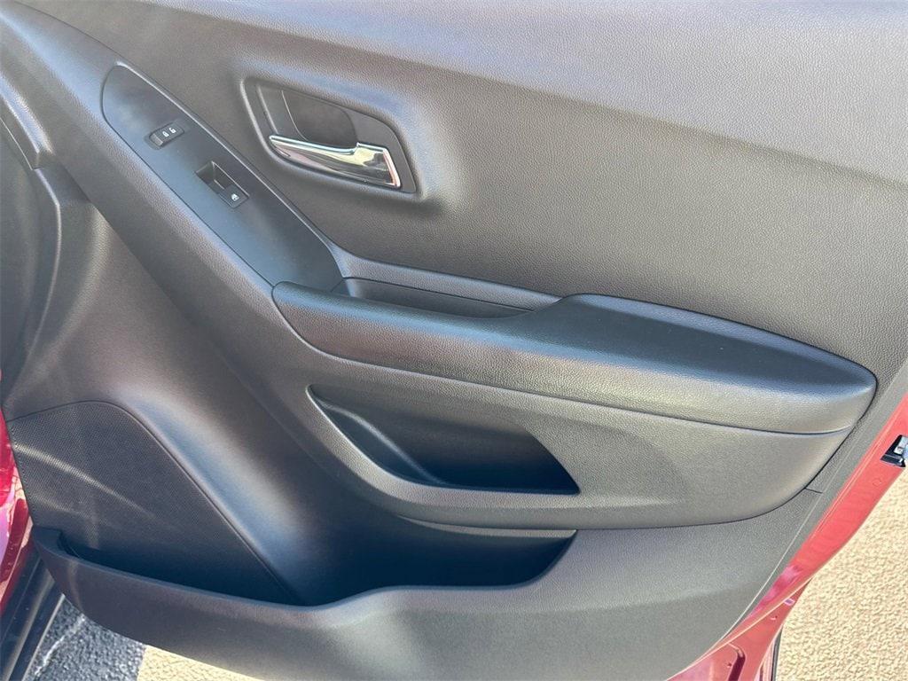 used 2021 Chevrolet Trax car, priced at $14,957