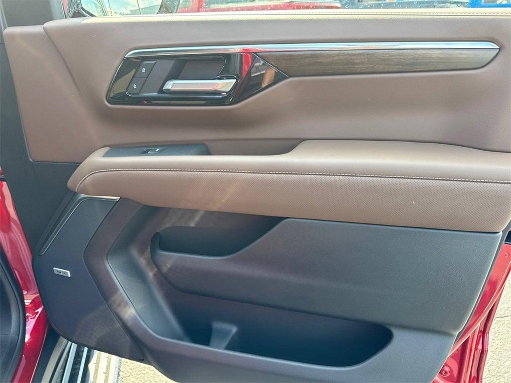 new 2026 Chevrolet Suburban car, priced at $95,170