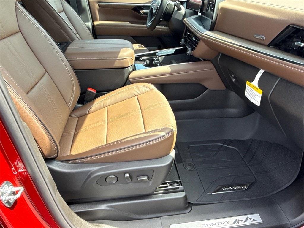 new 2025 Chevrolet Tahoe car, priced at $84,114