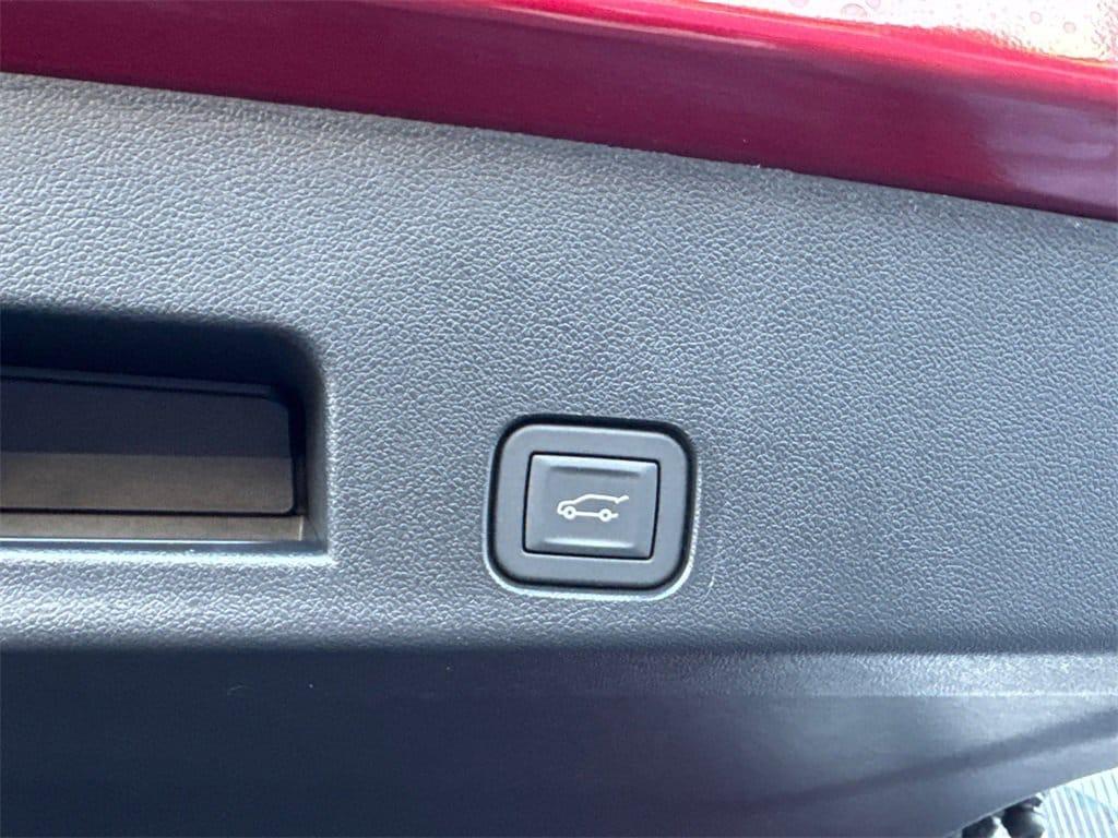 new 2026 Chevrolet Traverse car, priced at $56,915