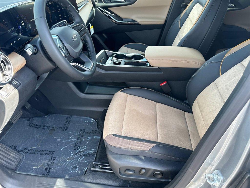 new 2025 Chevrolet Equinox car, priced at $33,722