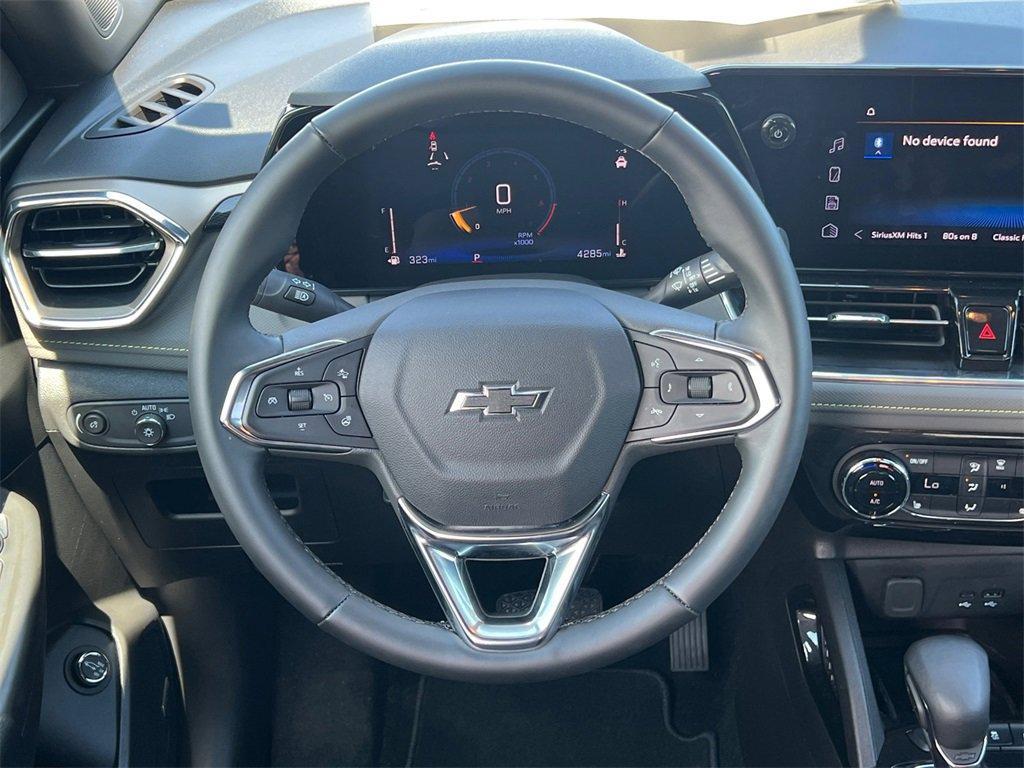 new 2025 Chevrolet TrailBlazer car, priced at $27,475