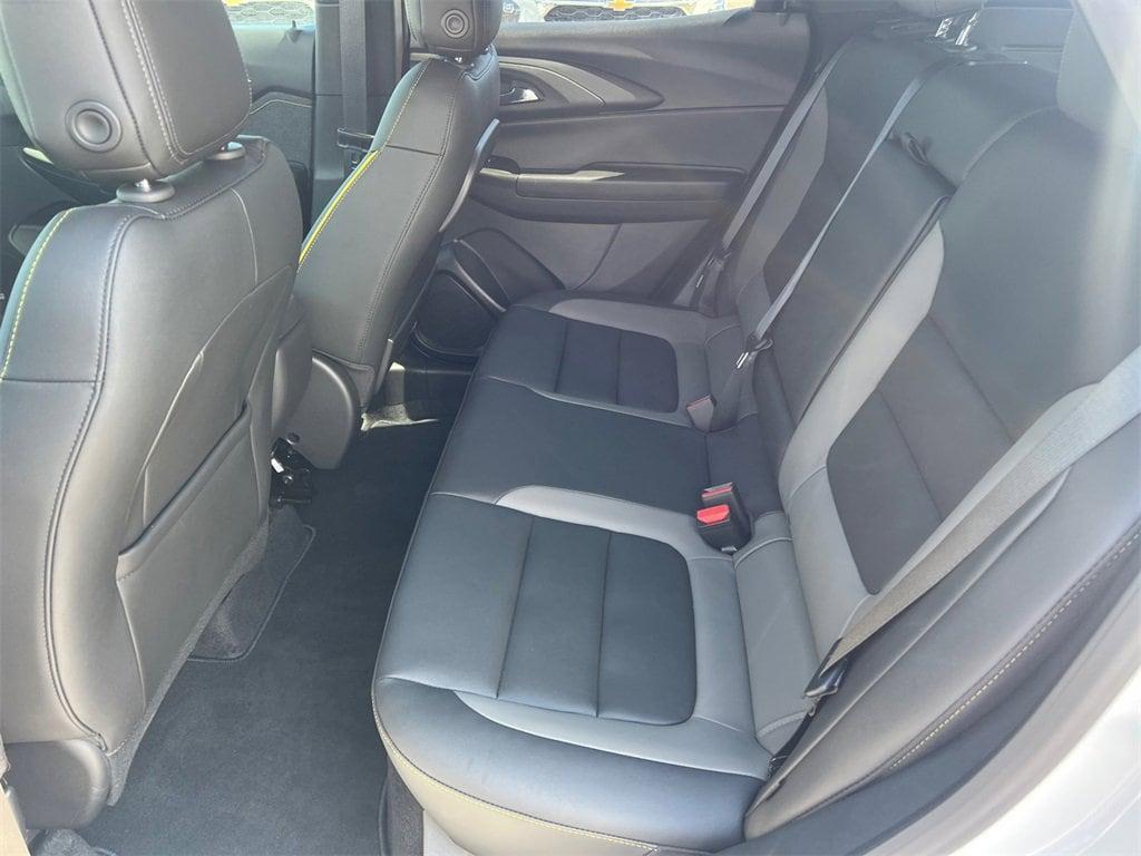 new 2025 Chevrolet TrailBlazer car, priced at $27,475