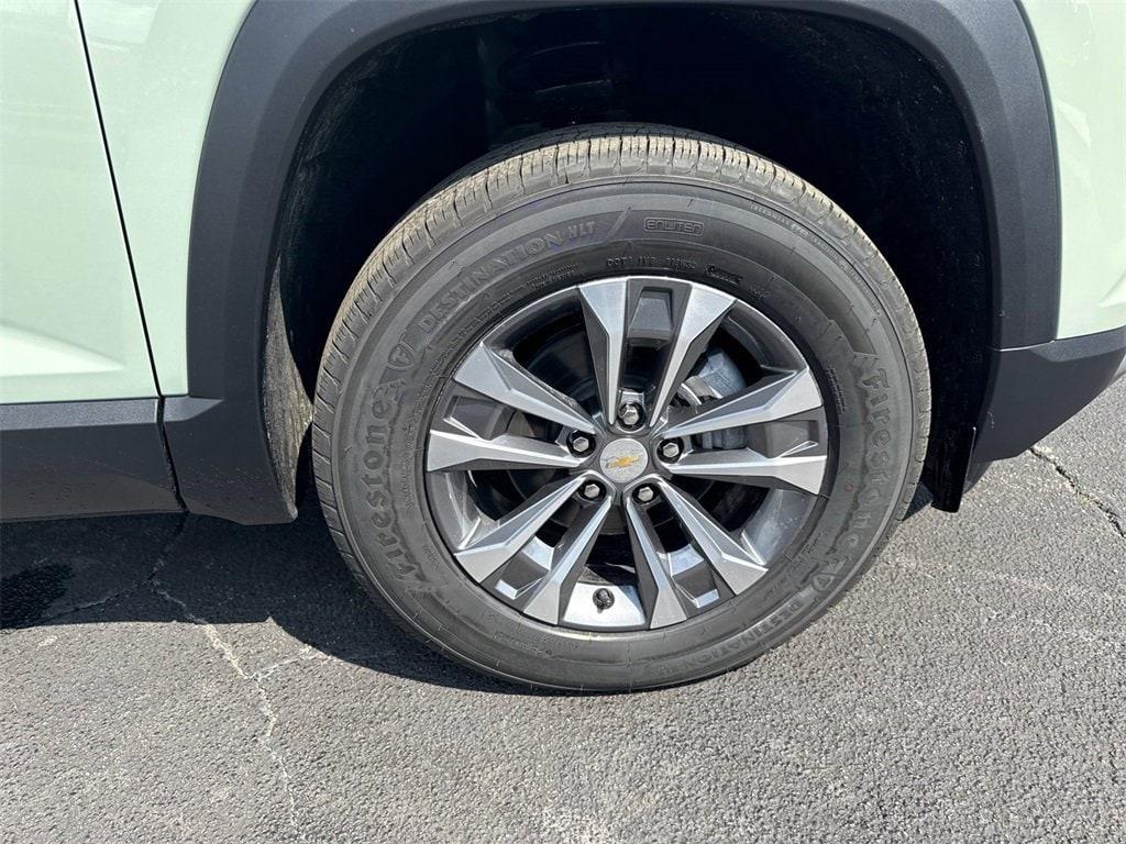 new 2026 Chevrolet Equinox car, priced at $27,815