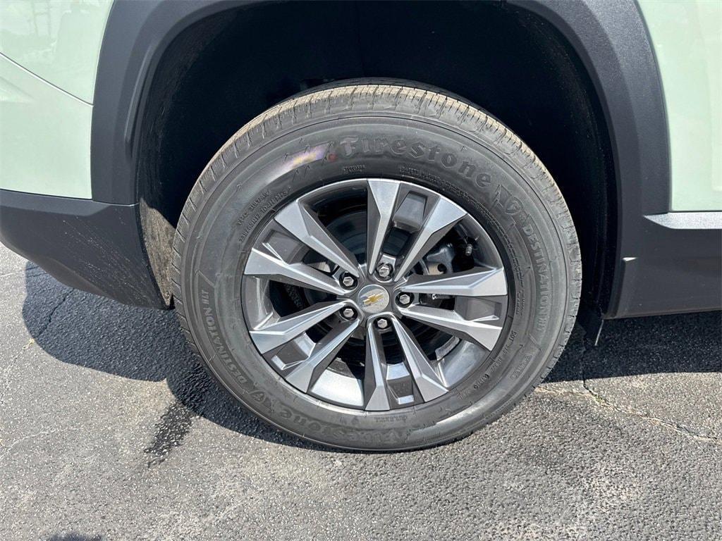 new 2026 Chevrolet Equinox car, priced at $27,815