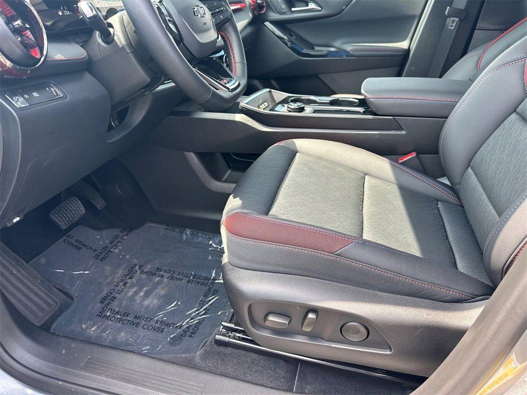 new 2025 Chevrolet Equinox car, priced at $37,875