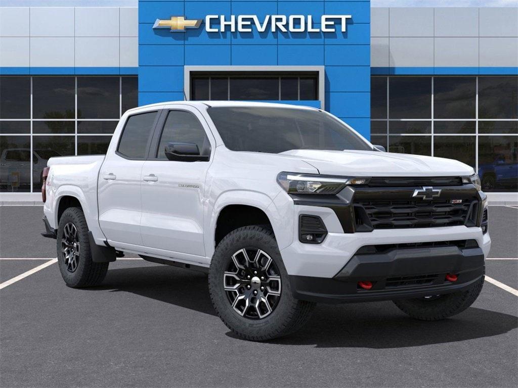 new 2025 Chevrolet Colorado car, priced at $43,120