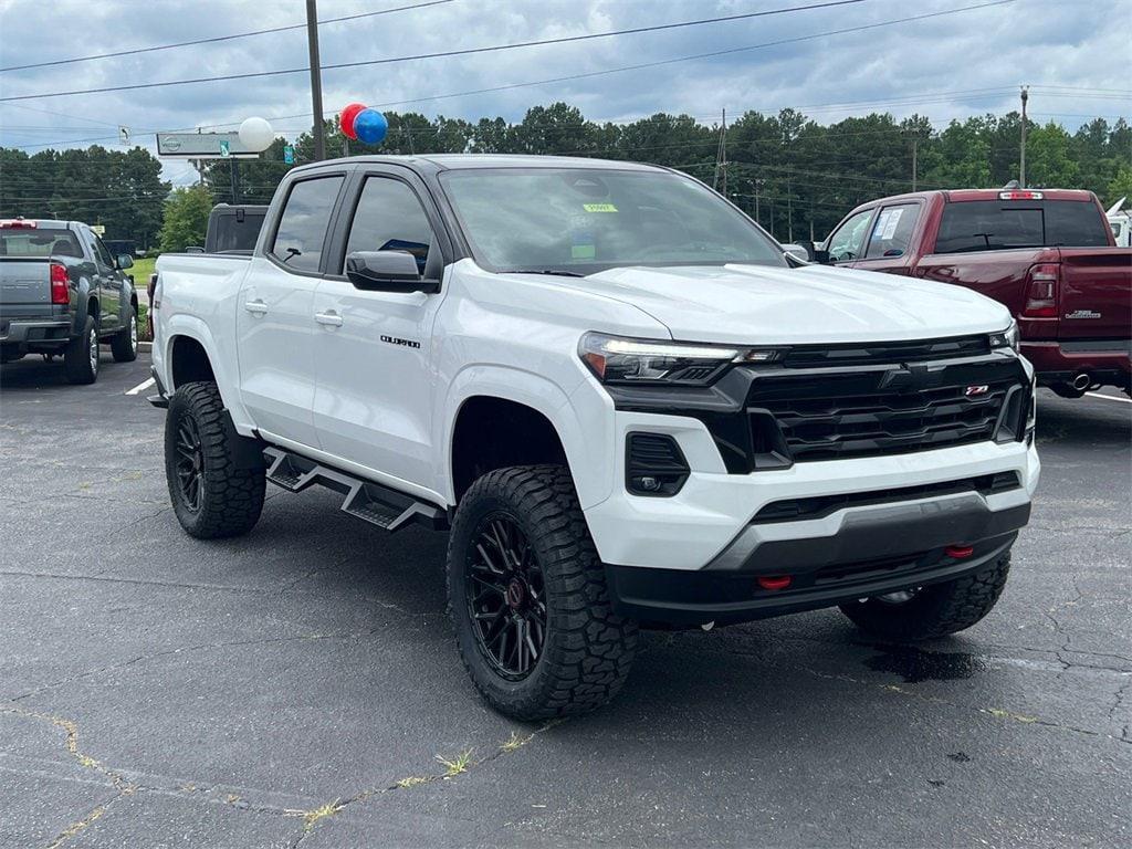 new 2025 Chevrolet Colorado car, priced at $51,115