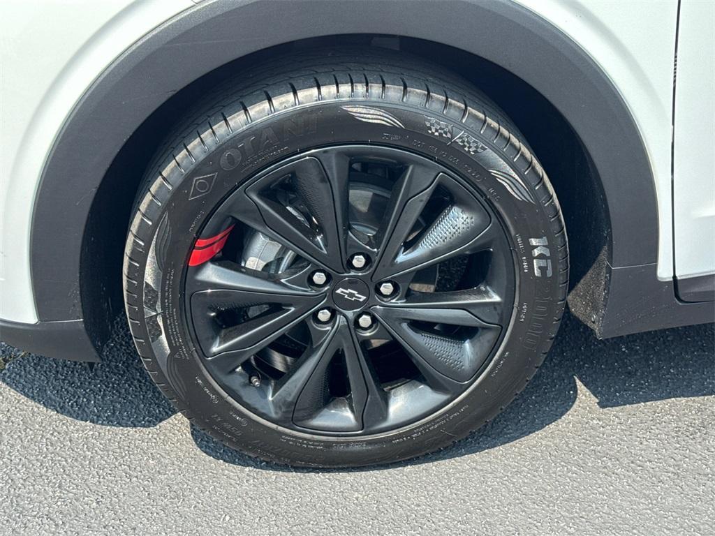 used 2023 Chevrolet Bolt EUV car, priced at $21,996