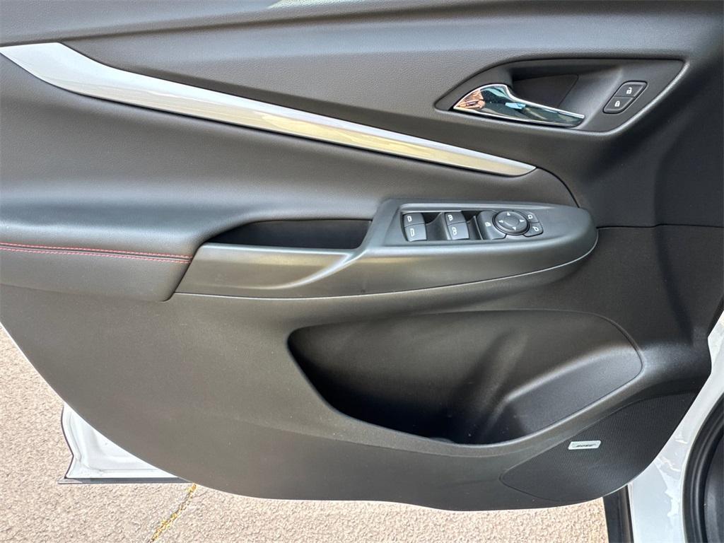 used 2023 Chevrolet Bolt EUV car, priced at $21,996