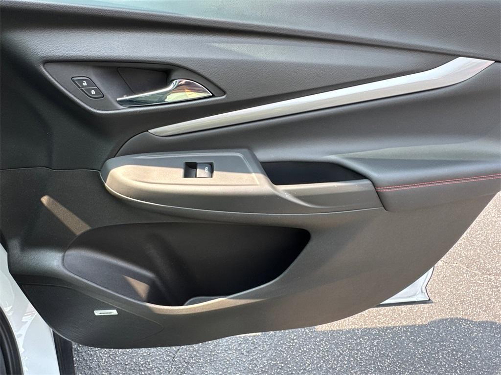 used 2023 Chevrolet Bolt EUV car, priced at $21,996