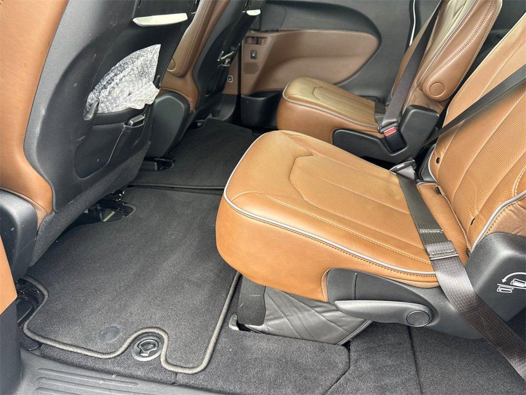 used 2021 Chrysler Pacifica car, priced at $29,544