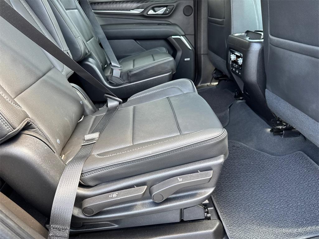 used 2021 GMC Yukon car, priced at $51,996