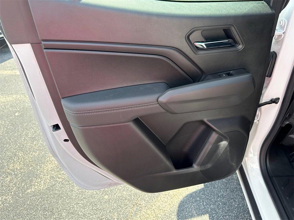 new 2025 Chevrolet Colorado car, priced at $35,215