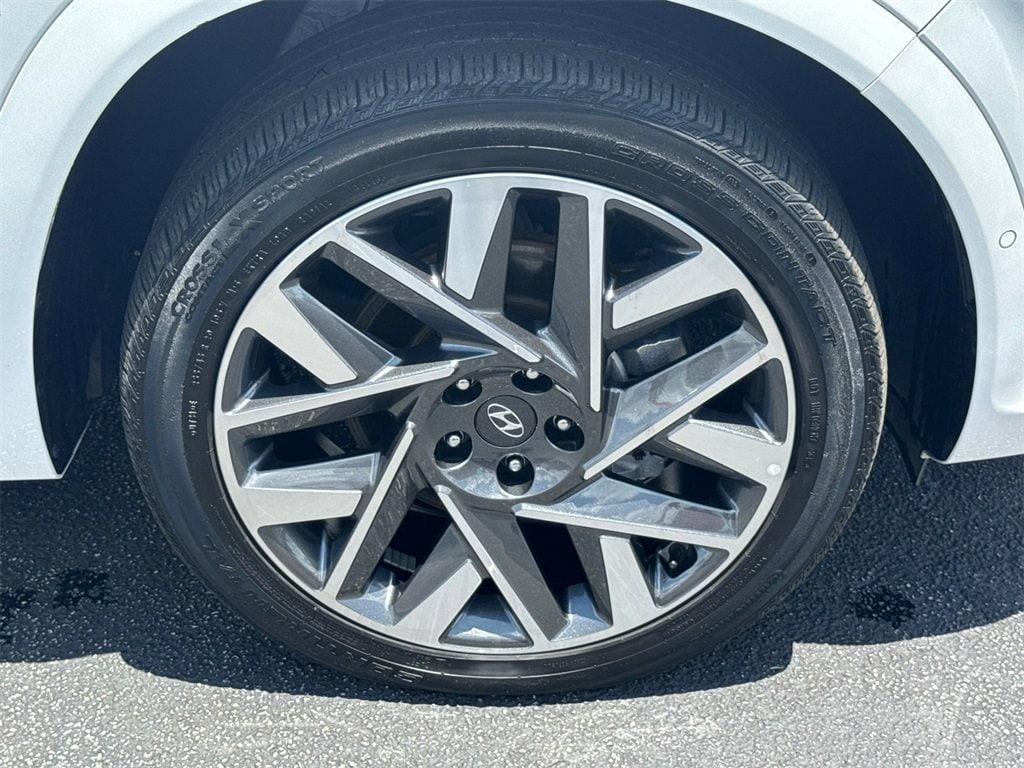 used 2023 Hyundai Santa Fe car, priced at $29,996
