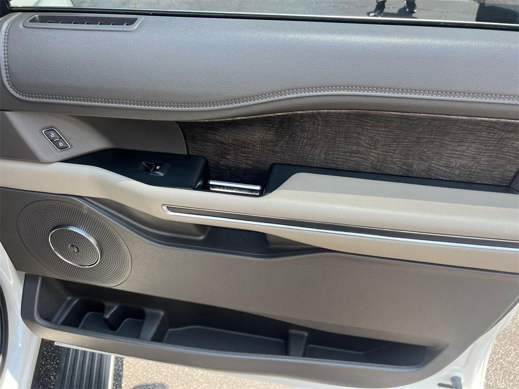 used 2021 Ford Expedition car, priced at $38,542