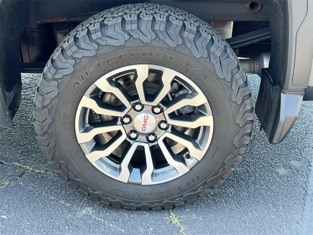 used 2022 GMC Sierra 1500 Limited car, priced at $36,996